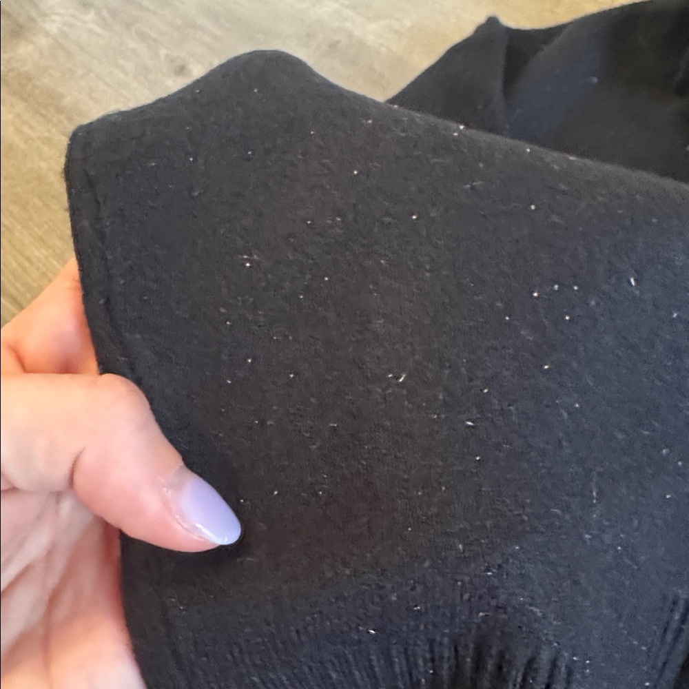 NWT Pomander Place Tuckernuck Black Zarah Hoodie - Picture 3 of 3